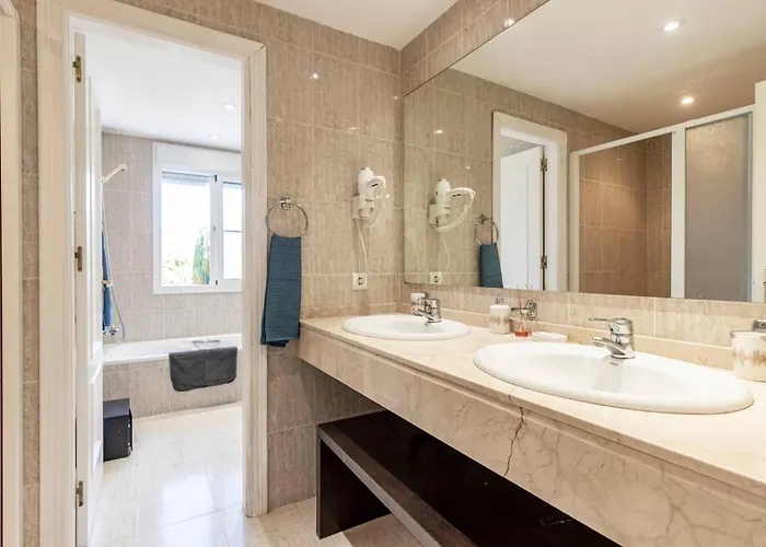 Familiar En Complejo Con Piscina - Bel Air 28 Estepona