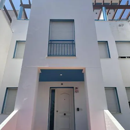 Familiar En Complejo Con Piscina - Bel Air 28 Дом отдыха *