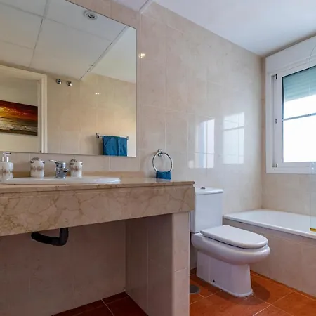 Familiar En Complejo Con Piscina - Bel Air 28 Дом отдыха