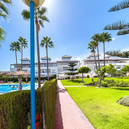Familiar En Complejo Con Piscina - Bel Air 28 Vakantiehuis *