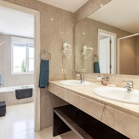 Familiar En Complejo Con Piscina - Bel Air 28 Vakantiehuis