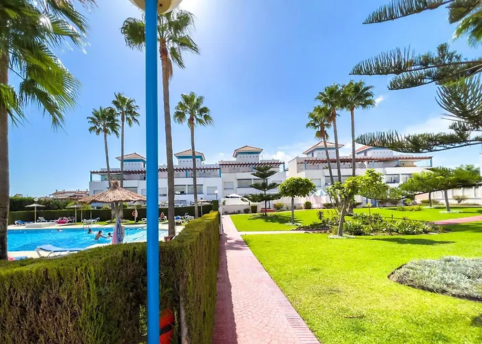 Familiar En Complejo Con Piscina - Bel Air 28 펜션 *